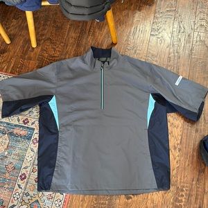 FootJoy short sleeve golf rain coat